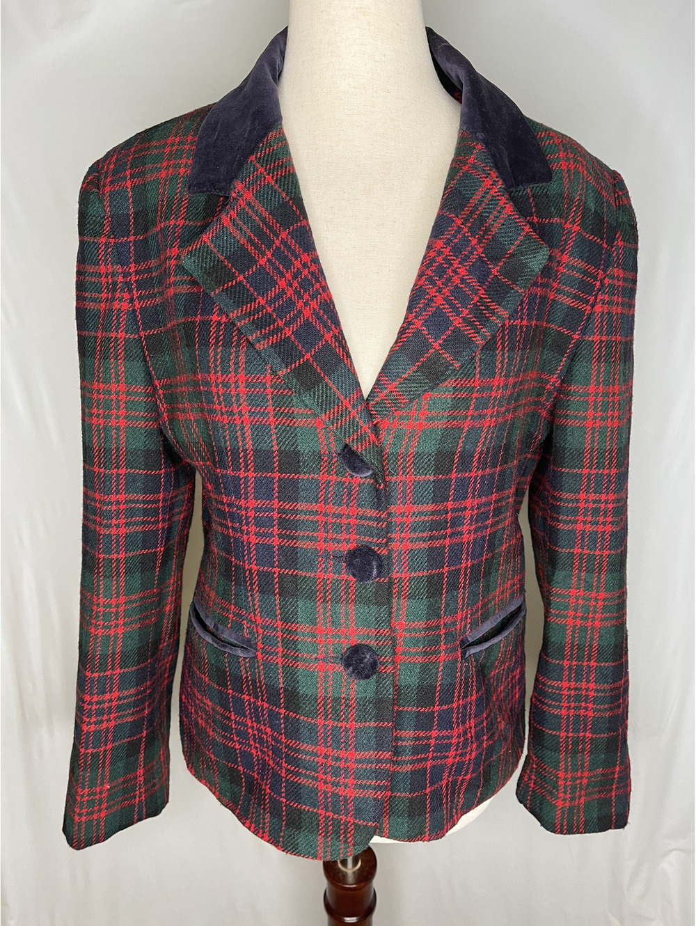 Preloved Norton McNaughton Women's Red/Green Plaid Blazer Size 8